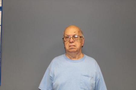 Robert Victor Dumont a registered Sex Offender of Massachusetts