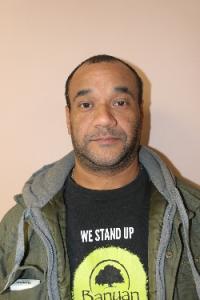 Roberto J Santiago a registered Sex Offender of Massachusetts