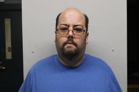 Kyle M Lamoureux a registered Sex Offender of Massachusetts