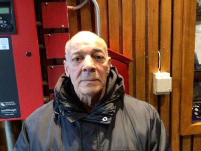 Carlos Diaz a registered  of Massachusetts