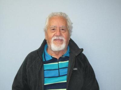 Roberto L Medina a registered  of Massachusetts