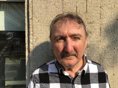 Reggie Clayton Ellenwood a registered  of Massachusetts