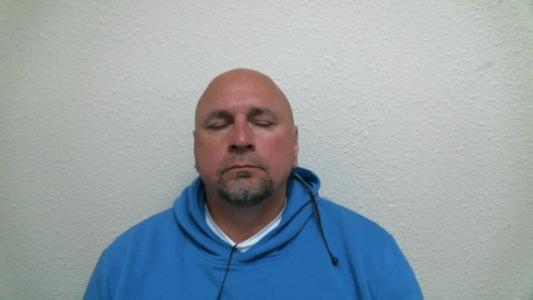 Youngman Darren Ray Sr a registered Sex Offender of South Dakota