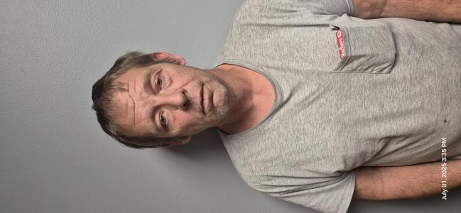 Jenkins Lloyd Vernon a registered Sex Offender of South Dakota