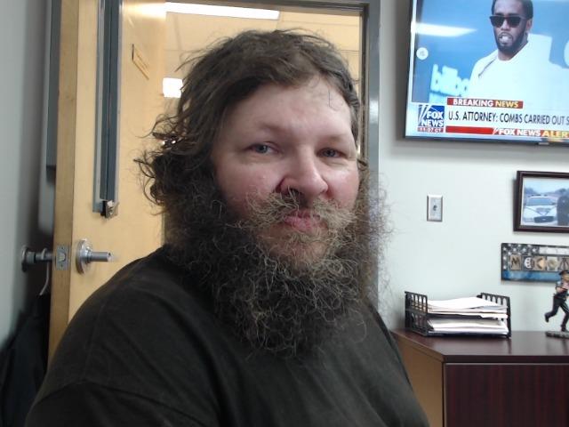 Loy Allen Holder a registered  of Arkansas