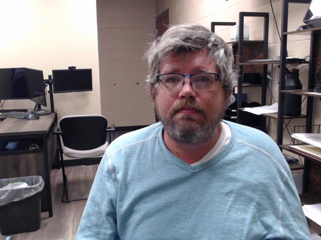 Kyle Josef Macik a registered  of Arkansas