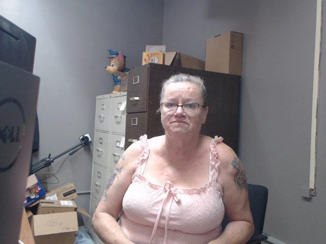 Evelyn Myrtle Lindsay a registered  of Arkansas