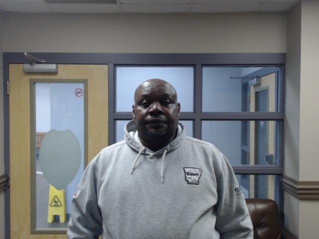 Almond Chuckie Lewis a registered Sex Offender of Arkansas