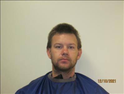 Robert Michael Jones Jr a registered Sex, Violent, or Drug Offender of Kansas