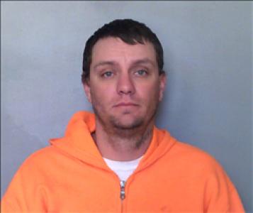 Tobias Wayne Whisenhunt a registered Sex, Violent, or Drug Offender of Kansas