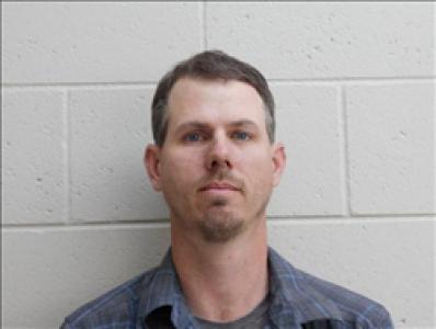 Daniel Scott Huls II a registered Sex, Violent, or Drug Offender of Kansas