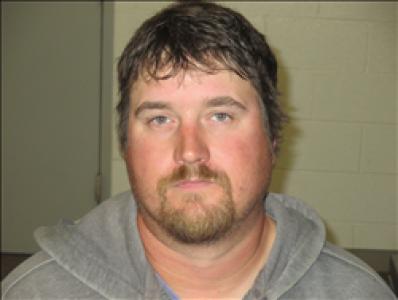 Justin Heath Roark a registered Sex, Violent, or Drug Offender of Kansas