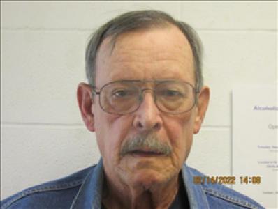 Beverly Ronald Barker a registered Sex, Violent, or Drug Offender of Kansas