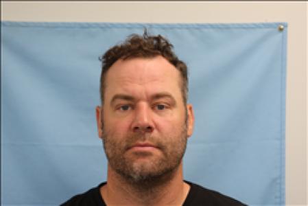 Darin Michael Redeker a registered Sex, Violent, or Drug Offender of Kansas