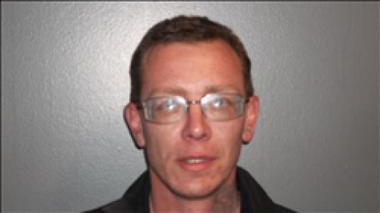 Nichlos Wayne Norton a registered Sex, Violent, or Drug Offender of Kansas