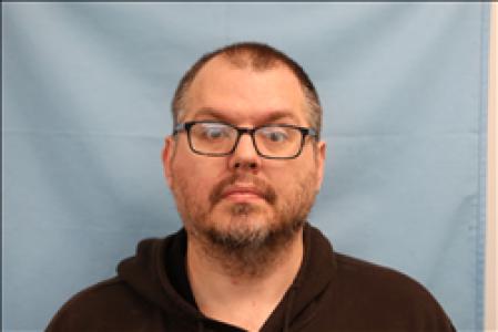 Jason Charles Russell a registered Sex, Violent, or Drug Offender of Kansas