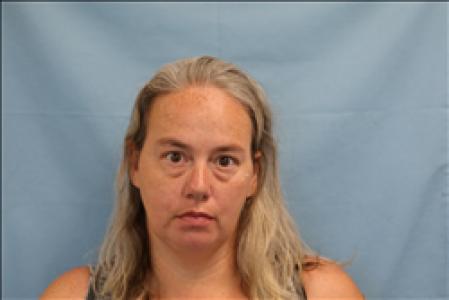 Julie Ann Tovar-rodriguez a registered Sex, Violent, or Drug Offender of Kansas