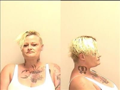 Brandy Renee Waterbury a registered Sex, Violent, or Drug Offender of Kansas