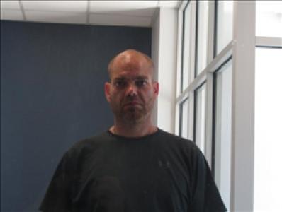 Justin Earl Barton a registered Sex, Violent, or Drug Offender of Kansas