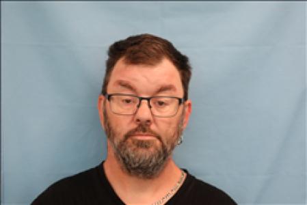 Tike Scott Surber a registered Sex, Violent, or Drug Offender of Kansas