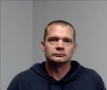 Travis Lee Rich a registered Sex, Violent, or Drug Offender of Kansas