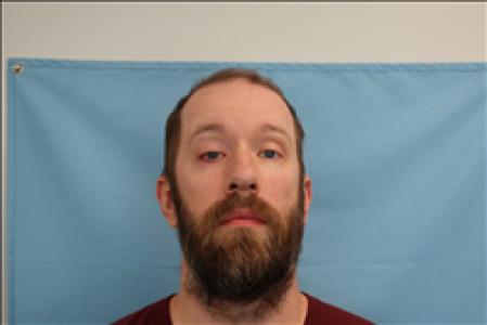 Ian Thomas Richardson a registered Sex, Violent, or Drug Offender of Kansas