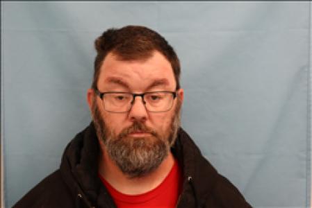 Tike Scott Surber a registered Sex, Violent, or Drug Offender of Kansas