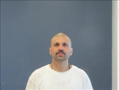 Angel Jose Fernandez a registered Sex, Violent, or Drug Offender of Kansas