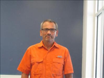 Adolfo Hernandez Jr a registered Sex, Violent, or Drug Offender of Kansas