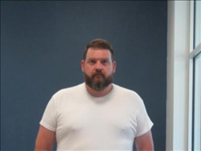 Ryan L Chapman a registered Sex, Violent, or Drug Offender of Kansas