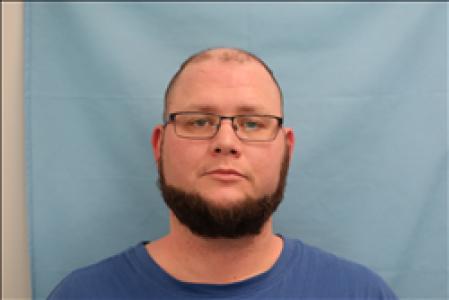 Kenneth Lee Mahoney II a registered Sex, Violent, or Drug Offender of Kansas