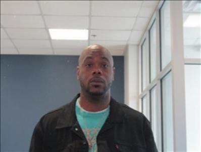 Cedric J Johnson a registered Sex, Violent, or Drug Offender of Kansas