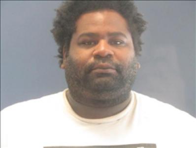 Ishmel Dontell Tucker a registered Sex, Violent, or Drug Offender of Kansas