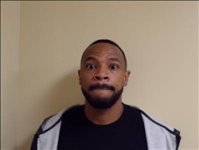 Decarlos Oshay Everette a registered Sex, Violent, or Drug Offender of Kansas