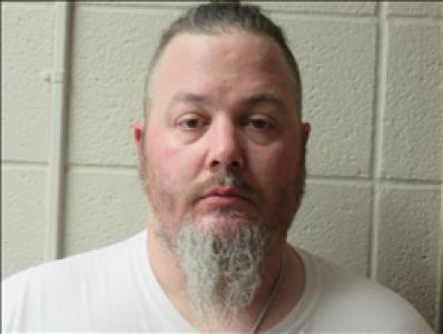 Travis Wayne Cloke a registered Sex, Violent, or Drug Offender of Kansas