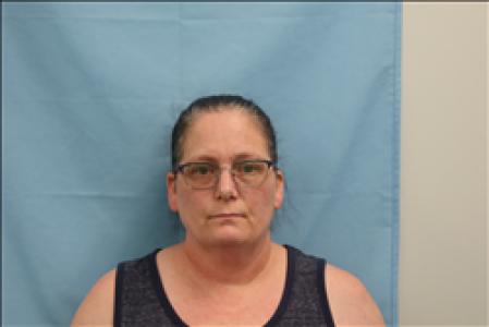Lisa Marie Winnie a registered Sex, Violent, or Drug Offender of Kansas