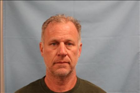 Mark Spencer Deats a registered Sex, Violent, or Drug Offender of Kansas