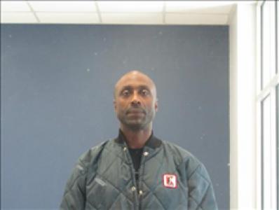 Dinelo Scarborough a registered Sex, Violent, or Drug Offender of Kansas