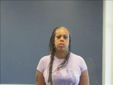 Lashone Renea Gray a registered Sex, Violent, or Drug Offender of Kansas