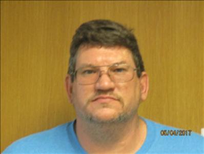 Dennis R Garland a registered Sex, Violent, or Drug Offender of Kansas
