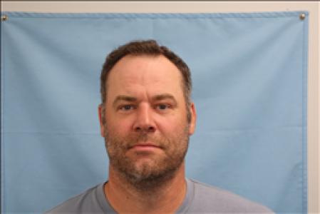 Darin Michael Redeker a registered Sex, Violent, or Drug Offender of Kansas