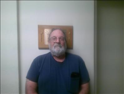 Lloyd Lee Huntzinger a registered Sex, Violent, or Drug Offender of Kansas
