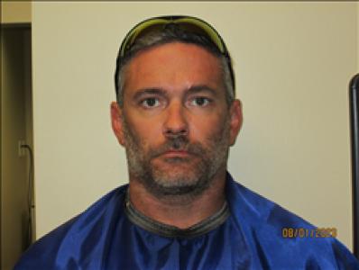 Matthew James Dugan a registered Sex, Violent, or Drug Offender of Kansas