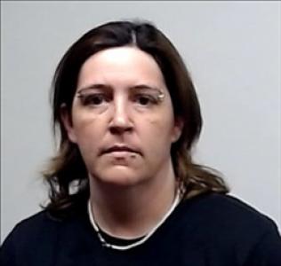 Amanda Nichole Shivers a registered Sex, Violent, or Drug Offender of Kansas