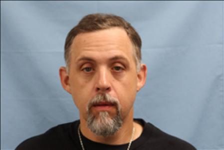 Matthew Dean Edwards a registered Sex, Violent, or Drug Offender of Kansas