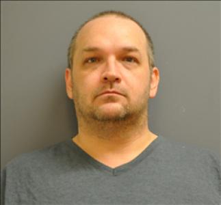 Christopher James Studabaker a registered Sex, Violent, or Drug Offender of Kansas