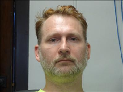 Damian Lee Eskesen a registered Sex, Violent, or Drug Offender of Kansas