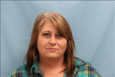 Christi J Michelle Pennington a registered Sex, Violent, or Drug Offender of Kansas