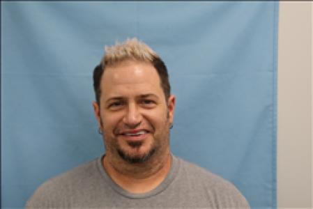 Matthew Eveart Swinehart a registered Sex, Violent, or Drug Offender of Kansas