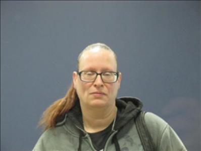 June Marie Makovec a registered Sex, Violent, or Drug Offender of Kansas